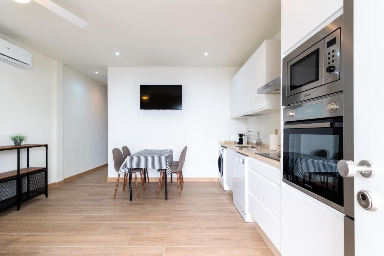Apartamentos Cervantes 17 Севілья Екстер'єр фото