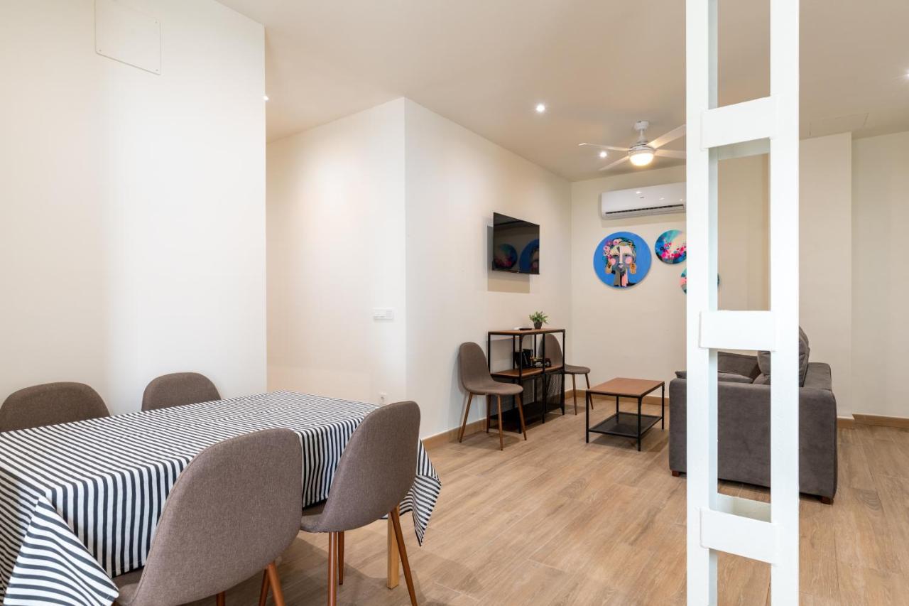 Apartamentos Cervantes 17 Севілья Екстер'єр фото