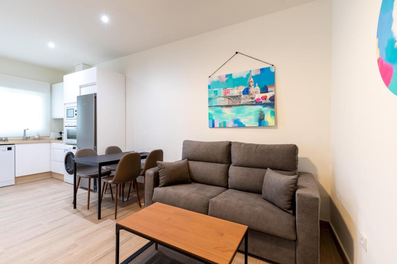 Apartamentos Cervantes 17 Севілья Екстер'єр фото