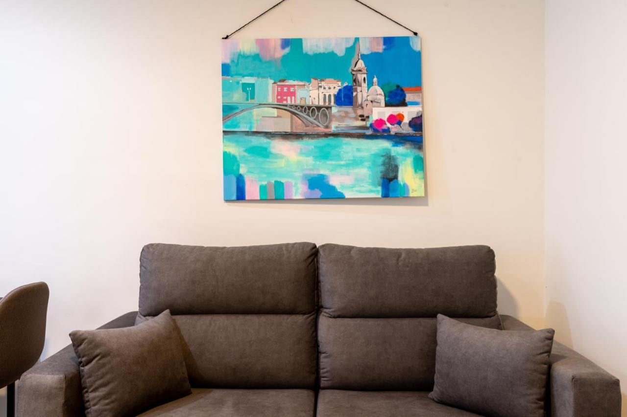 Apartamentos Cervantes 17 Севілья Екстер'єр фото
