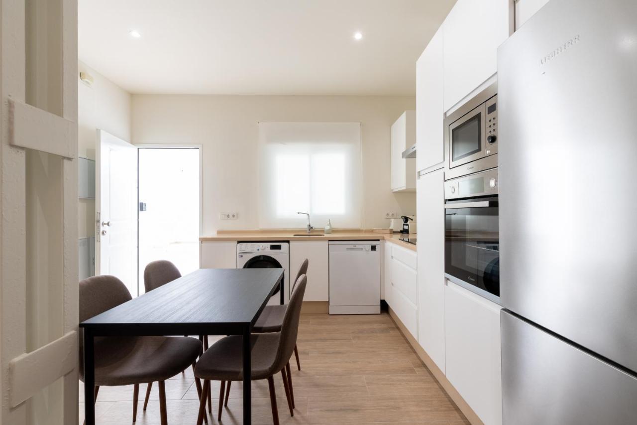 Apartamentos Cervantes 17 Севілья Екстер'єр фото