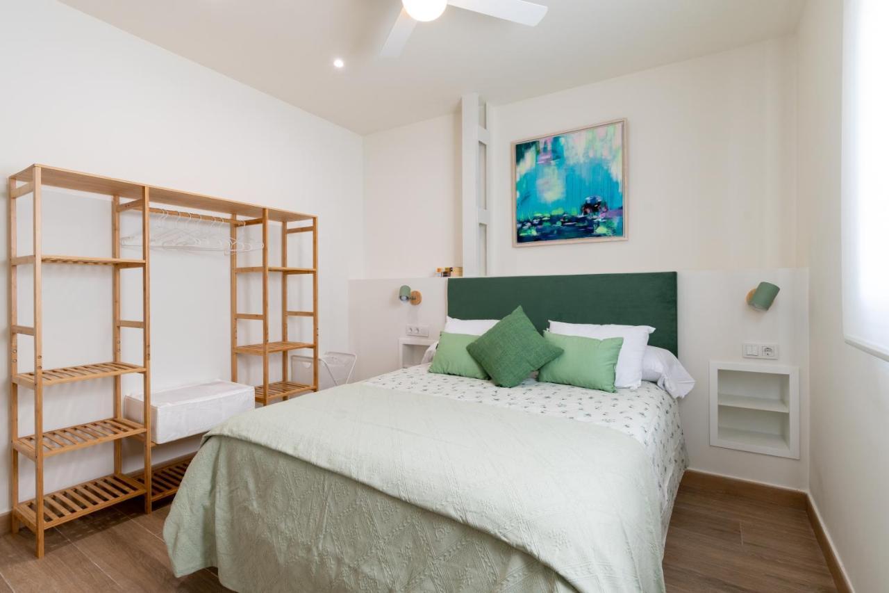 Apartamentos Cervantes 17 Севілья Екстер'єр фото