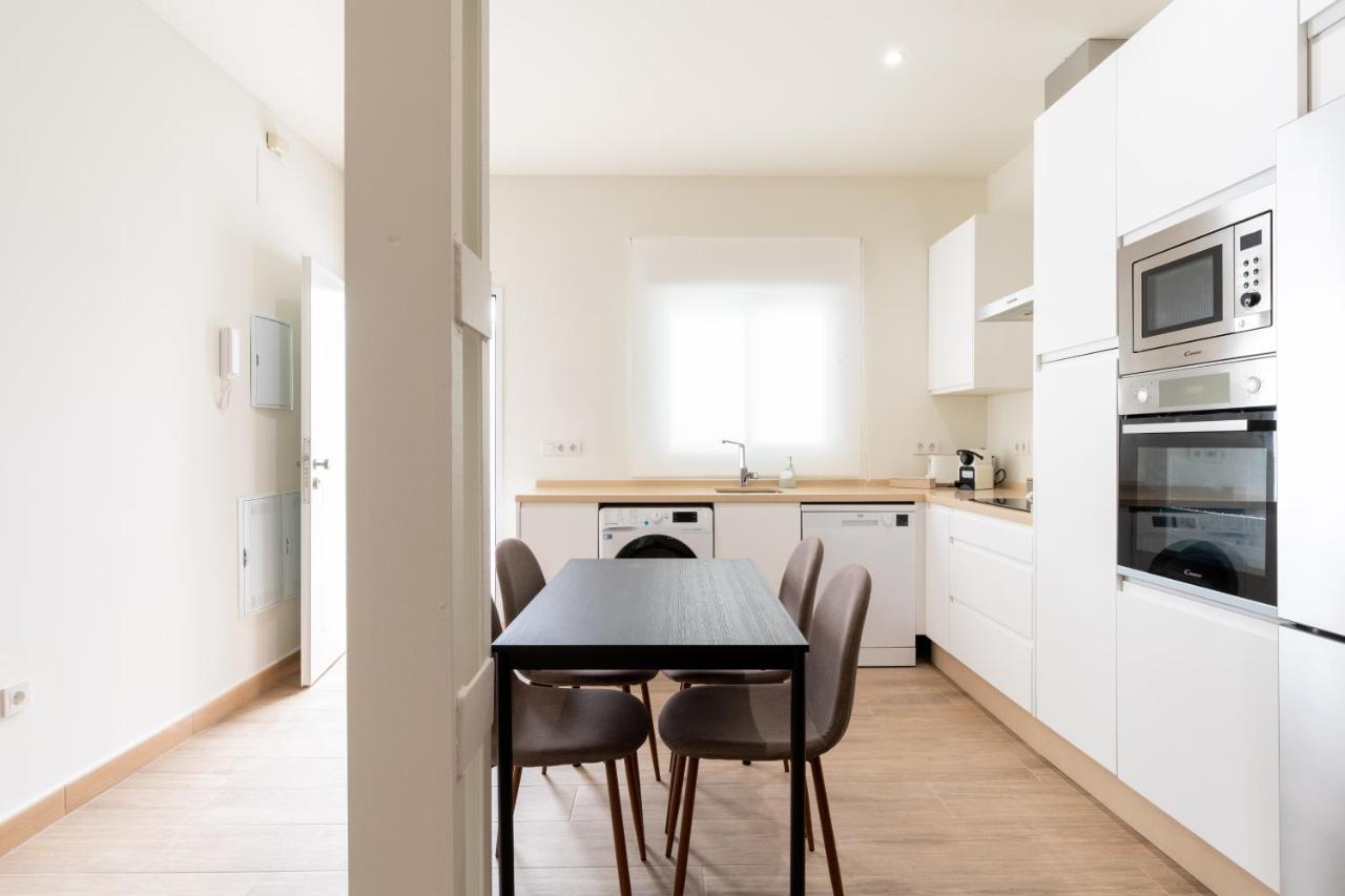Apartamentos Cervantes 17 Севілья Екстер'єр фото