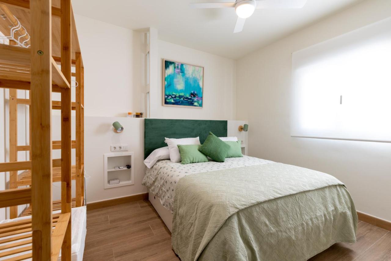 Apartamentos Cervantes 17 Севілья Екстер'єр фото