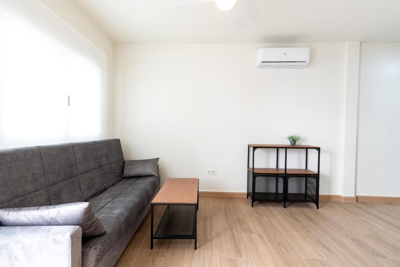Apartamentos Cervantes 17 Севілья Екстер'єр фото