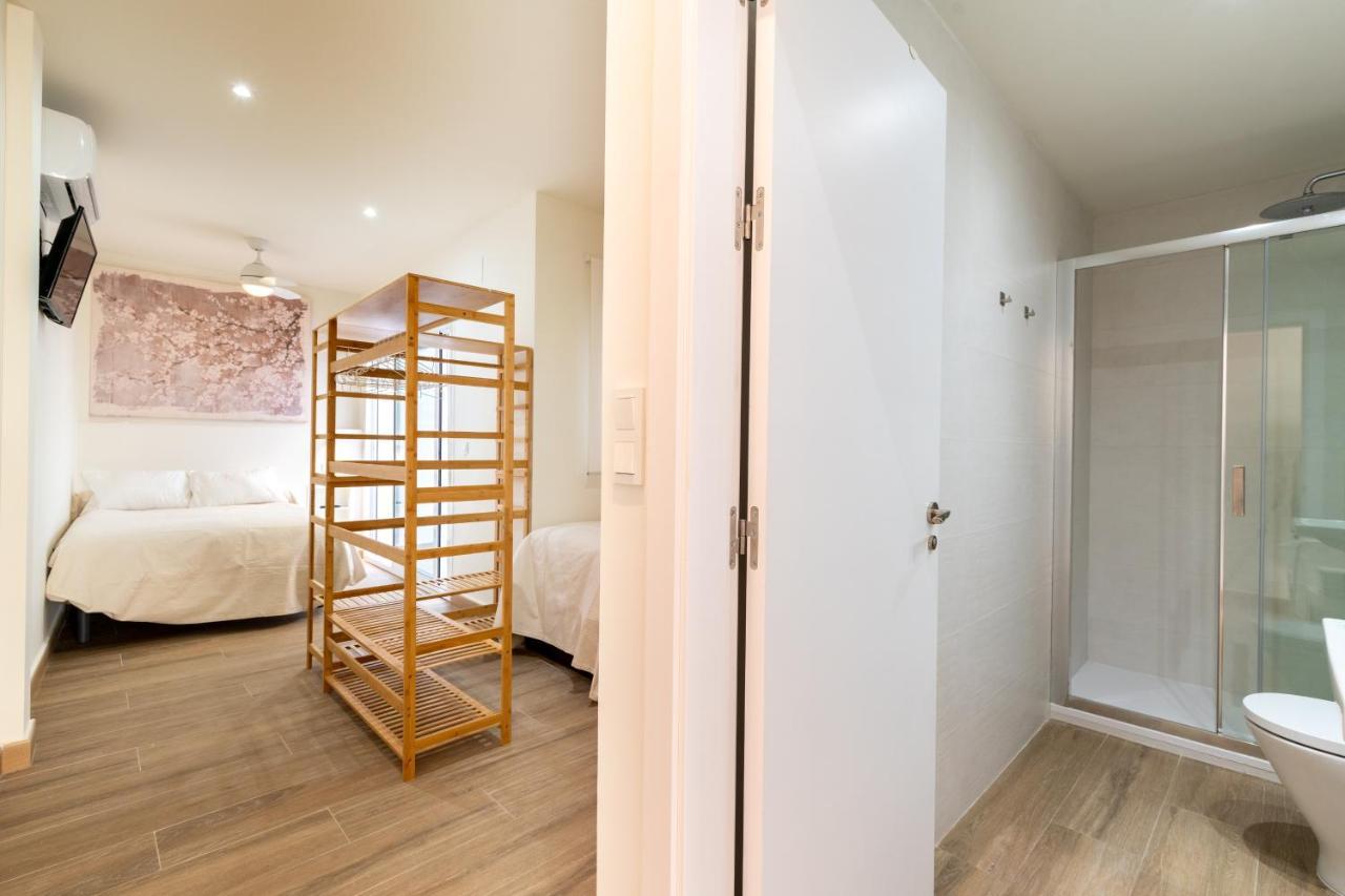 Apartamentos Cervantes 17 Севілья Екстер'єр фото