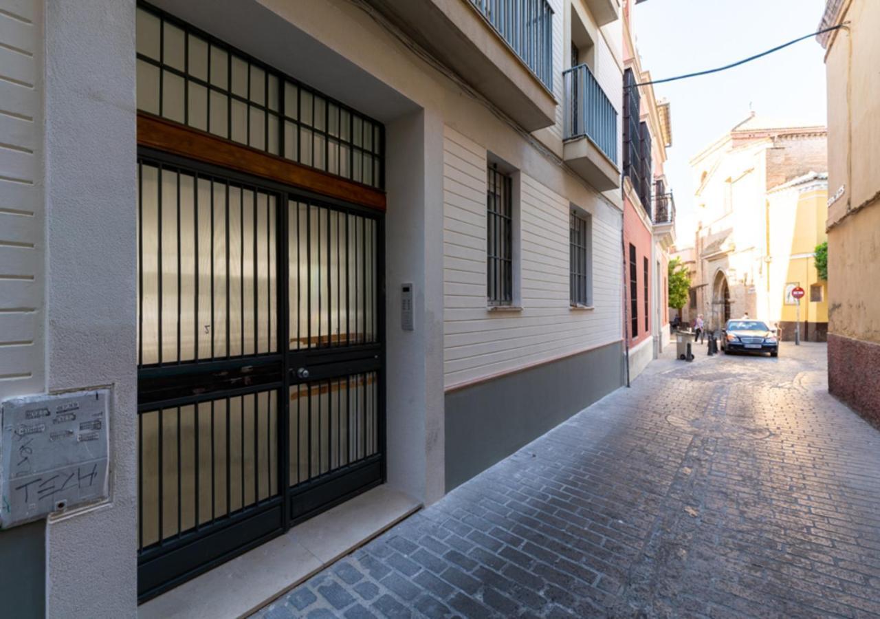 Apartamentos Cervantes 17 Севілья Екстер'єр фото